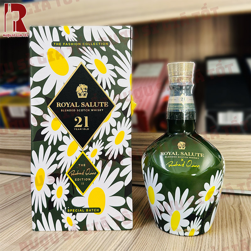 Mua Rượu Chivas Royal Salute 21 Năm Richard Quinn Daisy Edition II Hảo Hạng