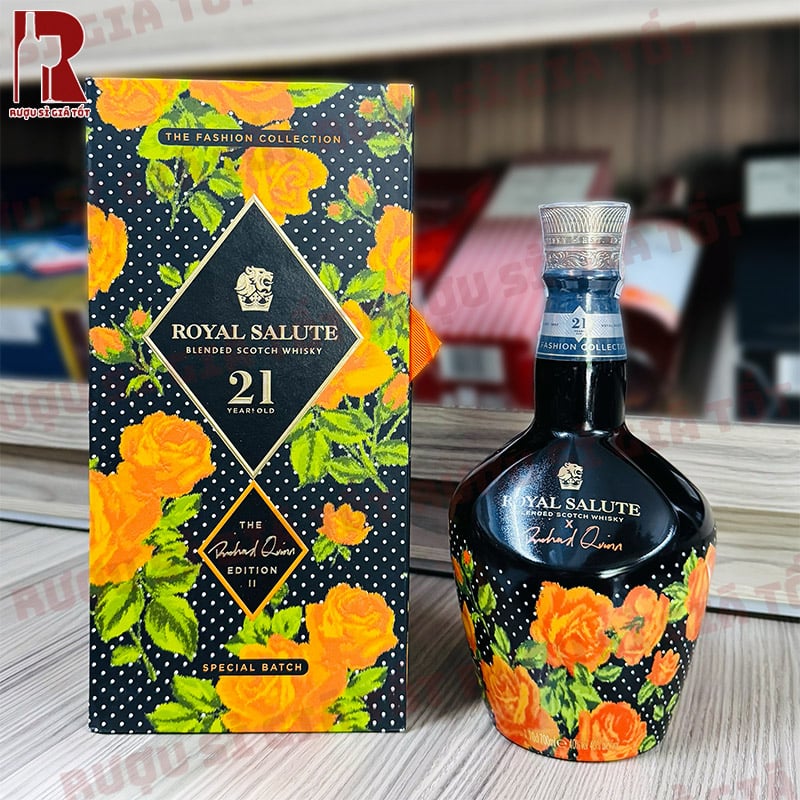 Mua Rượu Chivas Royal Salute 21 Năm Richard Quinn Roses Edition II Chất Lượng Cao