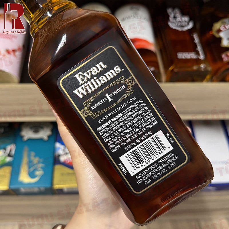 Whisky Evan Williams Black Kentucky Straight Bourbon có giá thành hợp lý cùng chất lượng đảm bảo