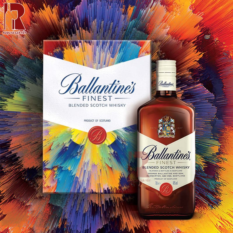 Giá hộp quà rượu Ballentine's Finest tại TPHCM