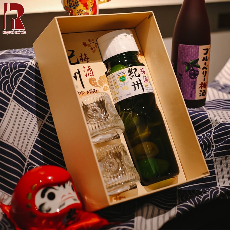 Mua Hộp Quà Rượu Mơ Niên Khởi Sắc biếu tặng Tết 2026 chính hãng