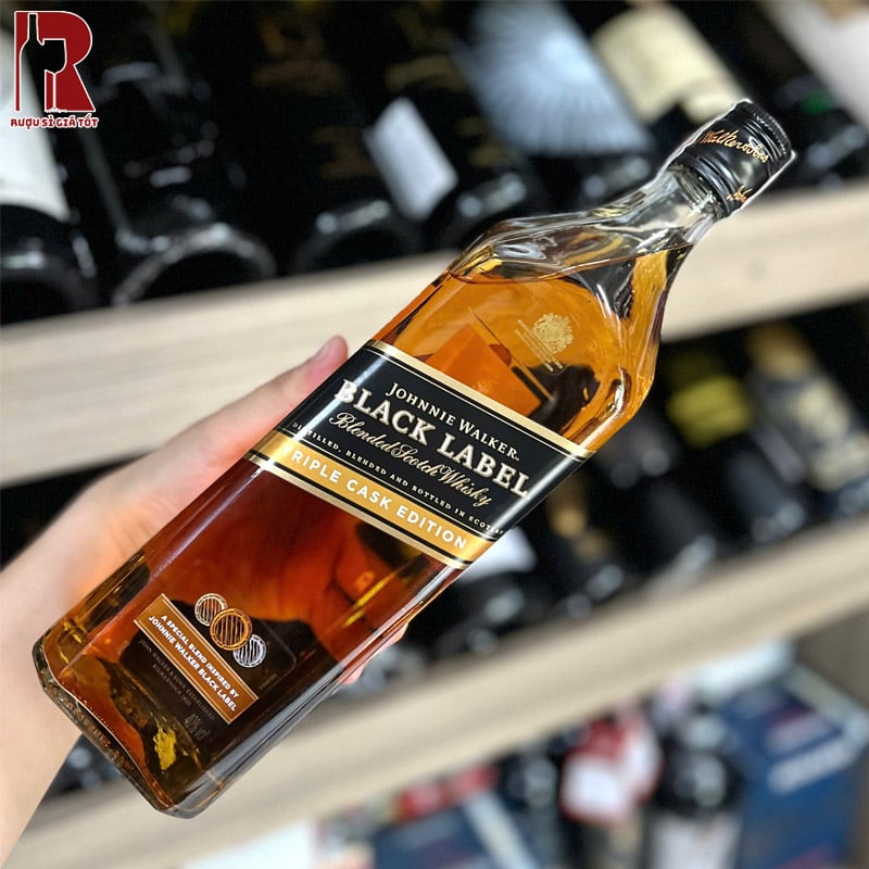 Rượu Black Label Triple Cask