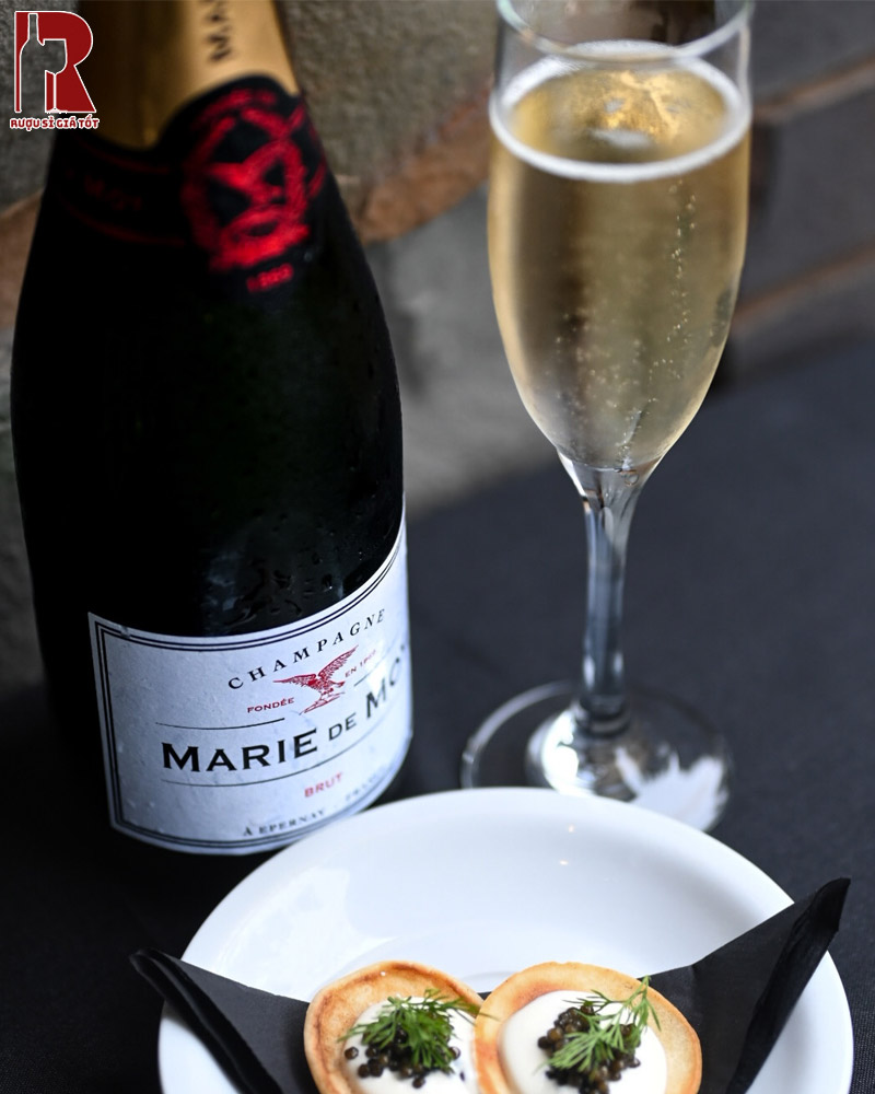 Cách Uống Rượu Marie De Moy Brut