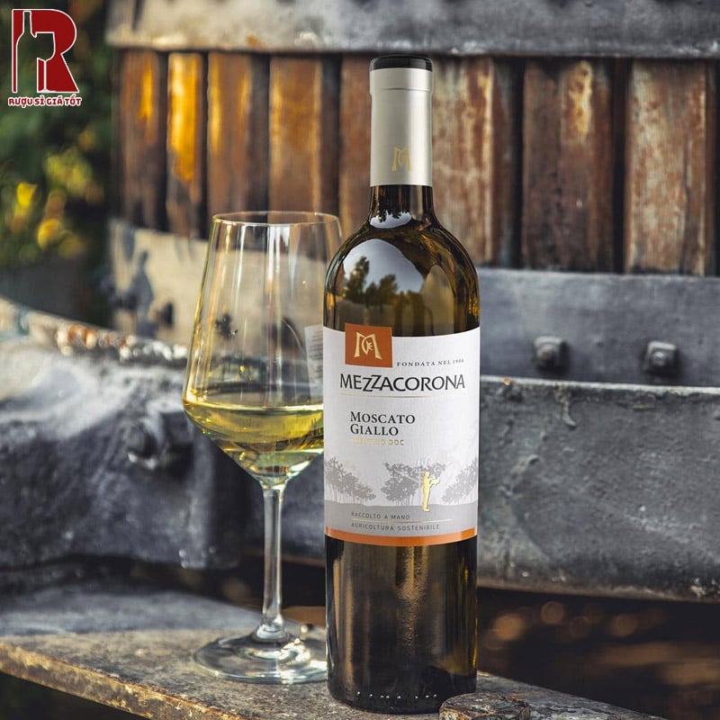 Thiết Kế Chai Rượu Mezzacorona Moscato Giallo Trentino IGT