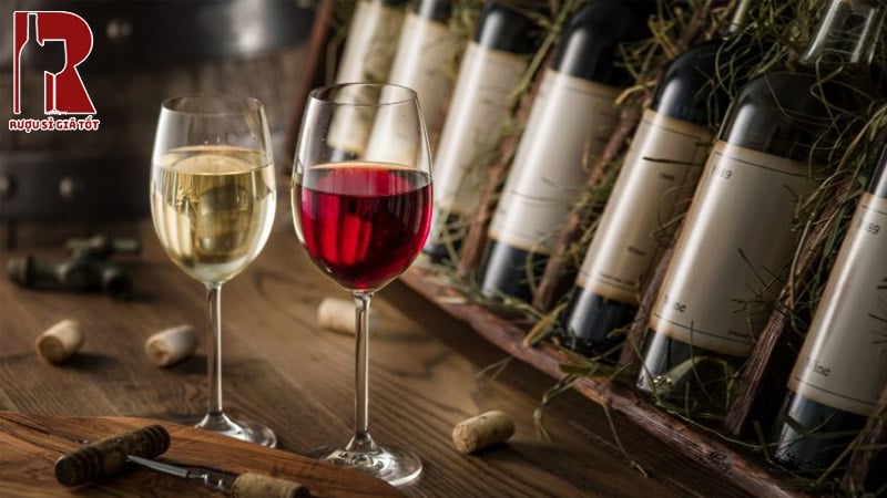 Rượu Vang Trắng Khác Gì Vang Đỏ