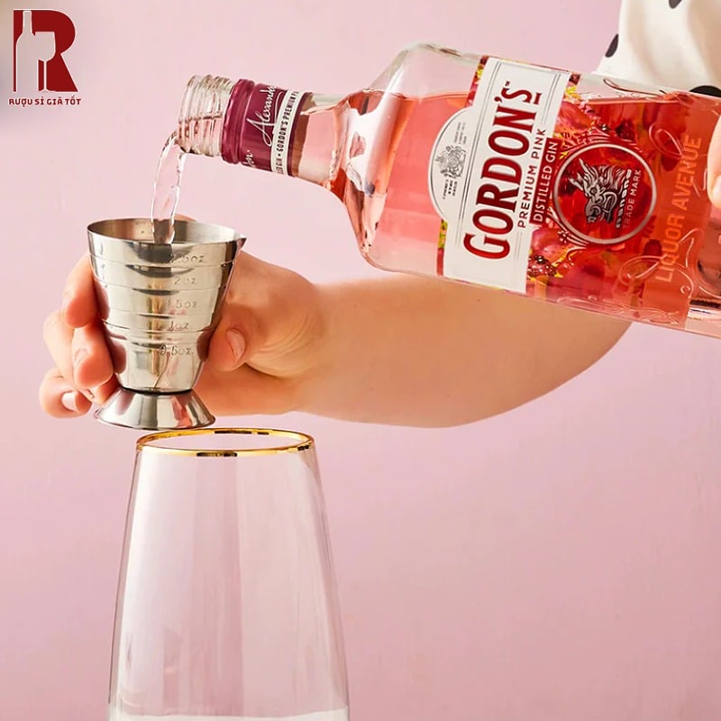 Giá Rượu Gin Gordon's Pink Mới Nhất Hiện Nay