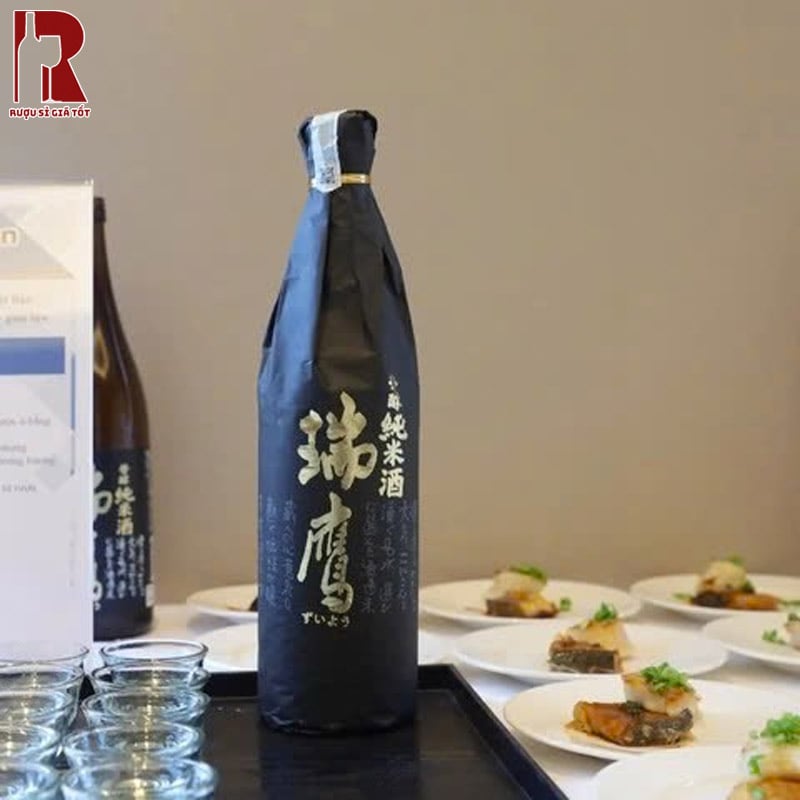 Giá Rượu Sake Houjun Junmai Zuiyo Cao Không?