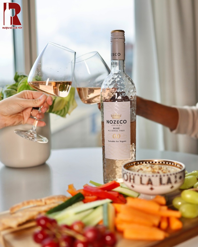 Kết Hợp Món Ăn Cùng Rượu Vang Không Cồn Nozeco Still Chardonnay