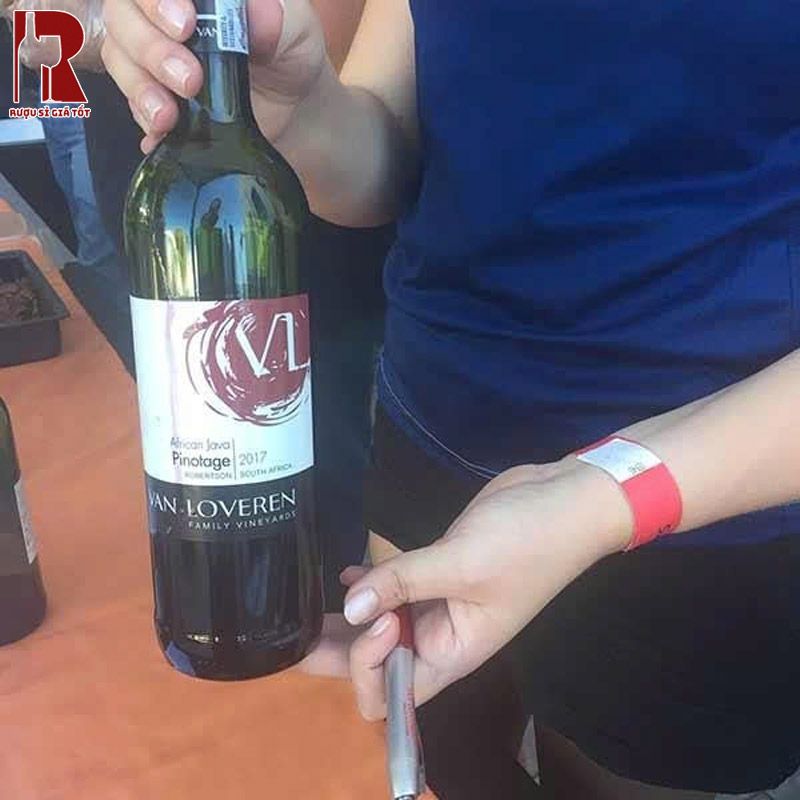 Giá Rượu Vang Nam Phi Đỏ Van Loveren African Java Pinotage Bao Nhiêu?