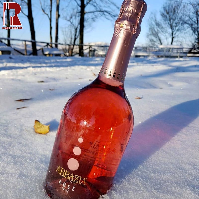 Hương Vị Thơm Ngon Của Rượu Vang Nổ Abbazia Moscato