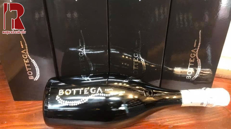 Giá Rượu Vang Nổ Bottega Diamond Spumante Brut Pinot Nero