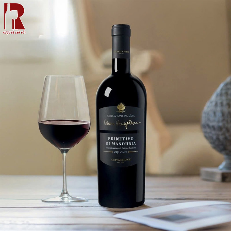 Rượu Vang Ý Đỏ Privata Giá Bao Nhiêu?