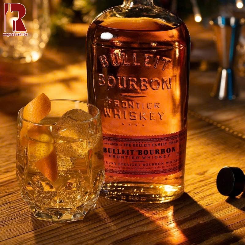 Uống Rượu Whisky Bulleit Bourbon Đúng Cách