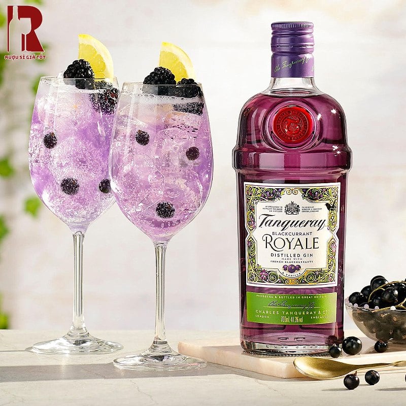 Tanqueray là “chân ái” của giới sành cocktail hay bartender với hương vị dễ chịu, dễ phối trộn