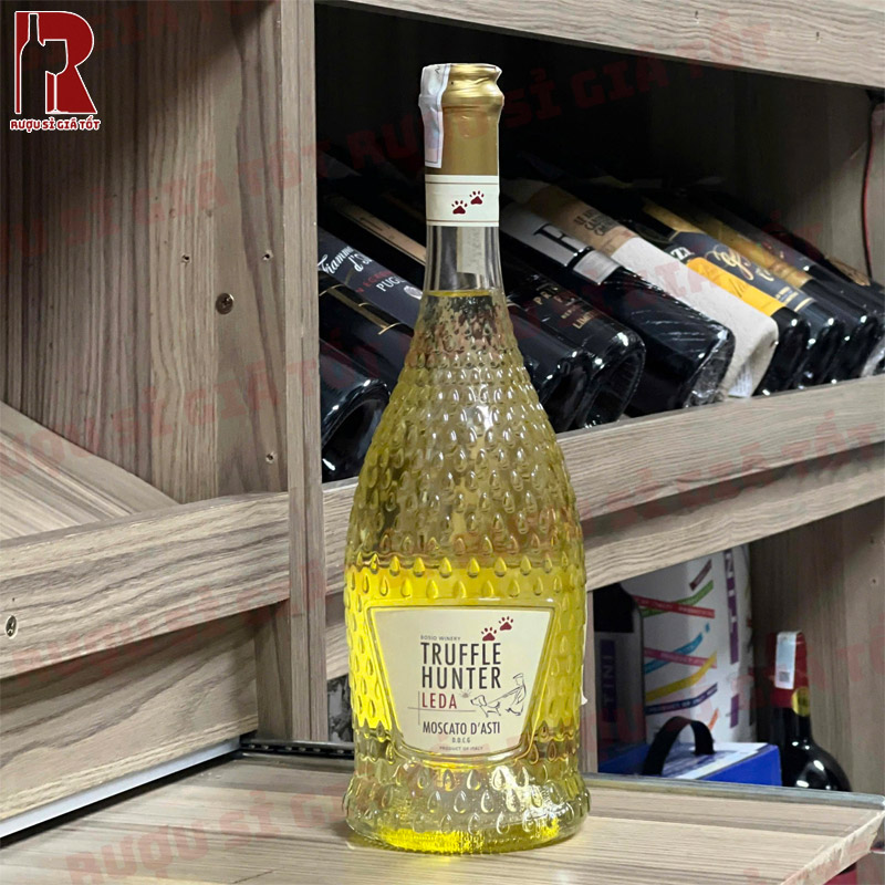 Mua Rượu Vang Ý Ngọt Truffle Hunter Leda Moscato D'Asti Tại Việt Nam