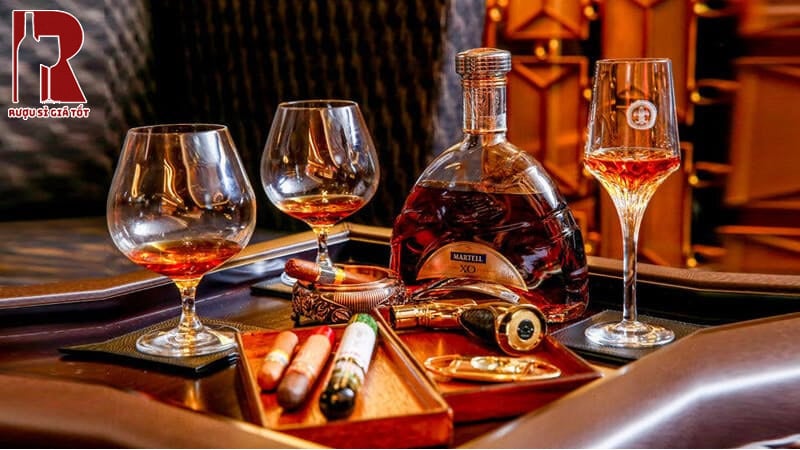Uống Rượu Cognac Nên Ăn Kèm Với Gì?