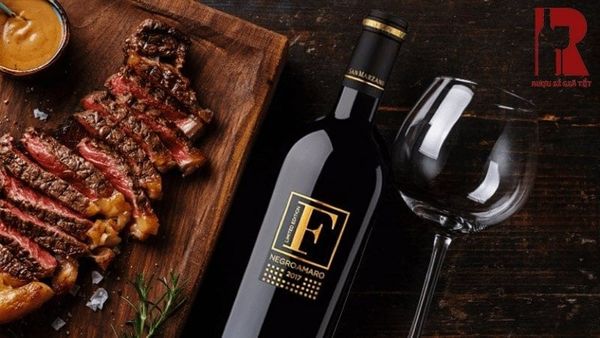 Kết Hợp Vang Đỏ F Negroamaro Với Các Món Ăn Nào?