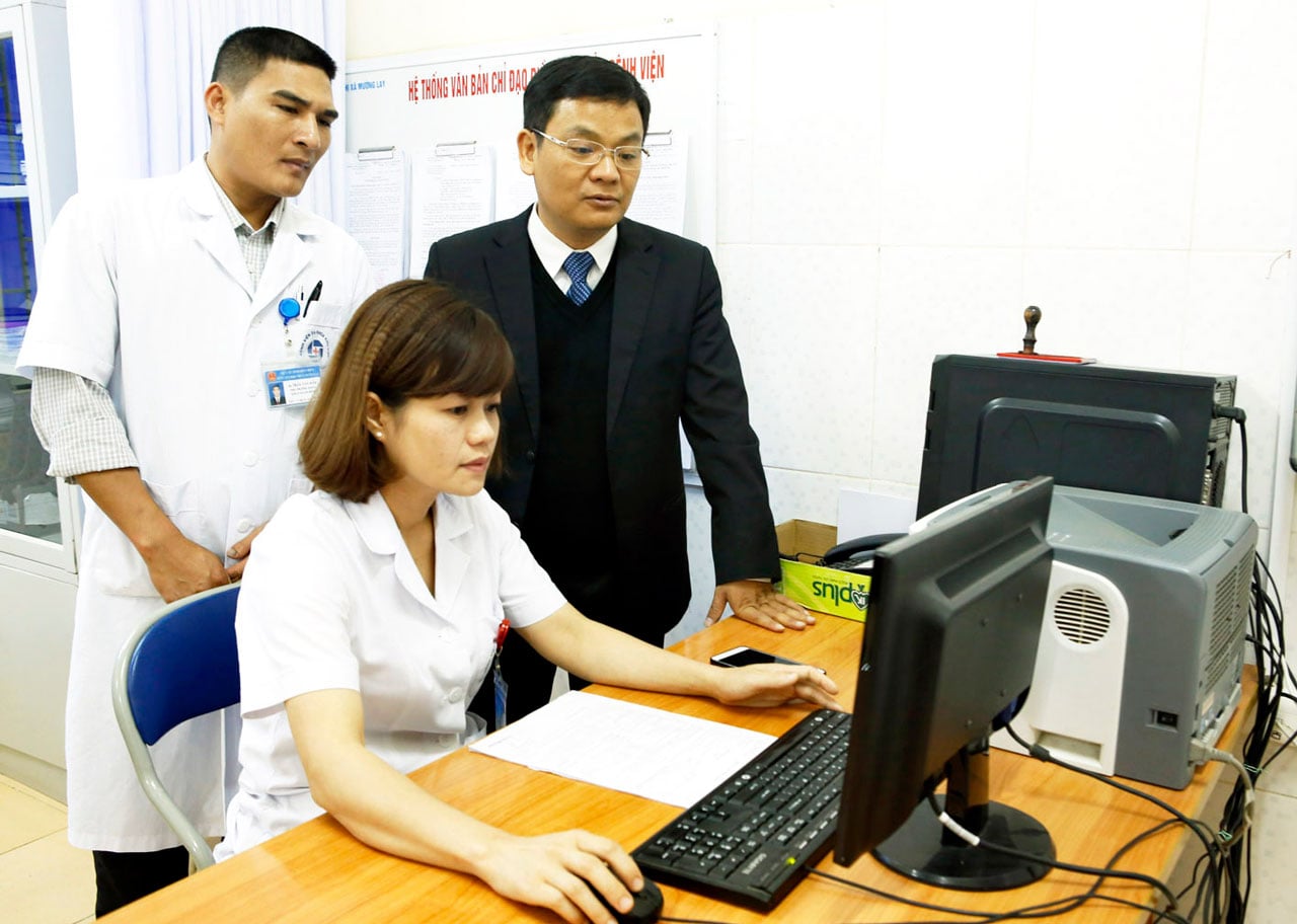 Bệnh án điện tử E-EMR tích hợp trong phần mềm quản lý bệnh viện EHIS hỗ trợ bệnh viện không giấy tờ
