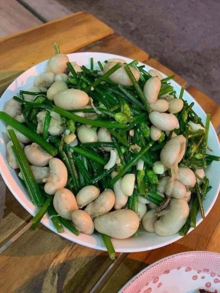 Ngọc Kê Gà Ta