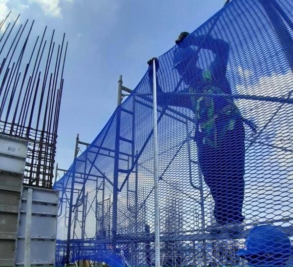 Lưới công trình xanh dương