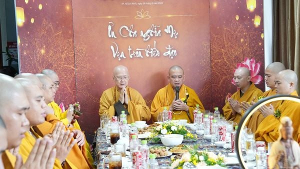 Nghi thức Cúng dường Trai Tăng được tổ chức trang trọng trong khuôn khổ Lễ Vu Lan Báo Hiếu 2026.