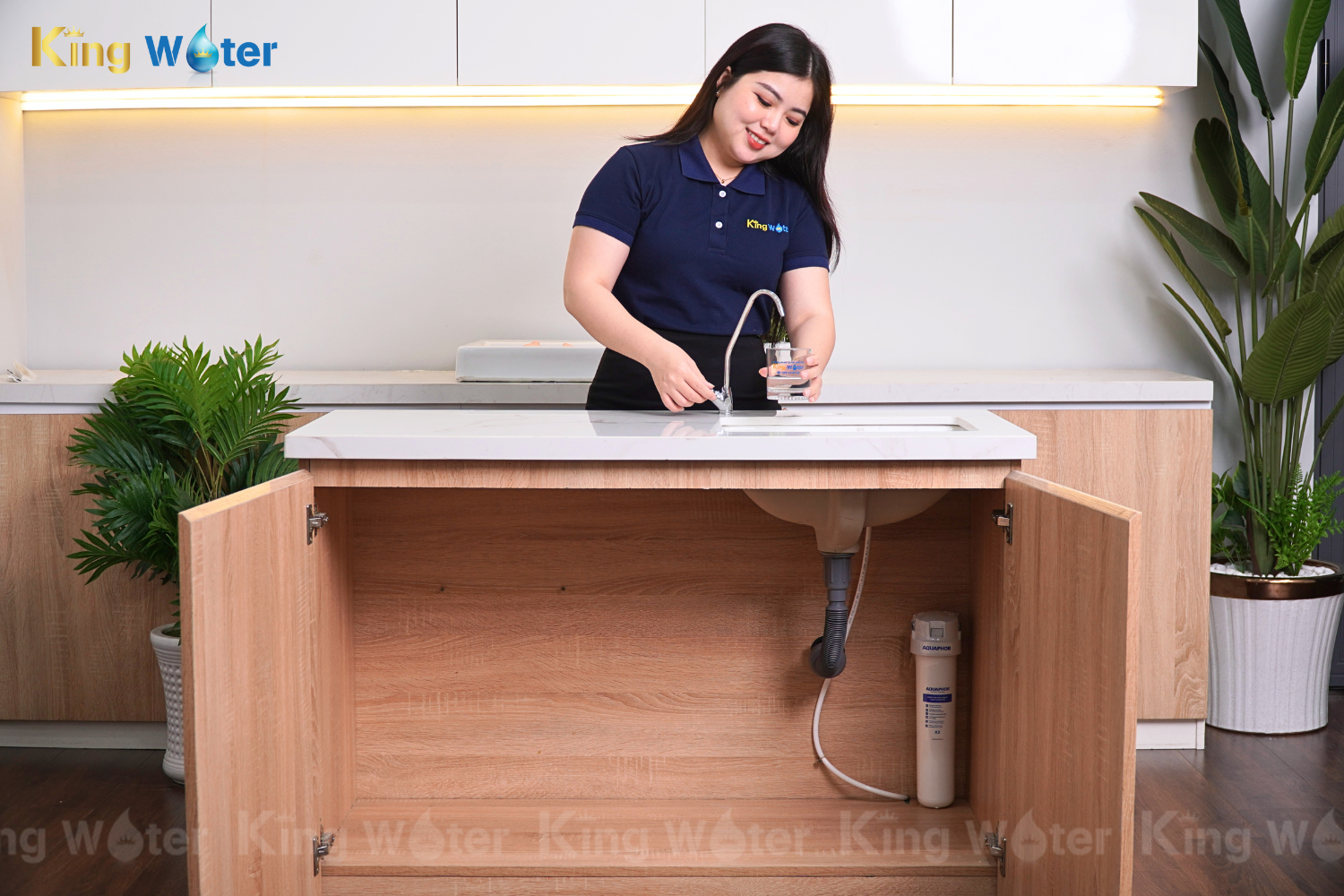 Aquaphor Crystal Solo có kích thước chỉ vỏn vẹn 90x90x260 (mm)