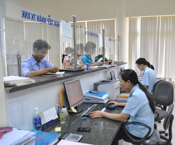 thu tuc hai quan san bay 1 89f67d9f9be24655a9c1d13bd4756ce6 grande