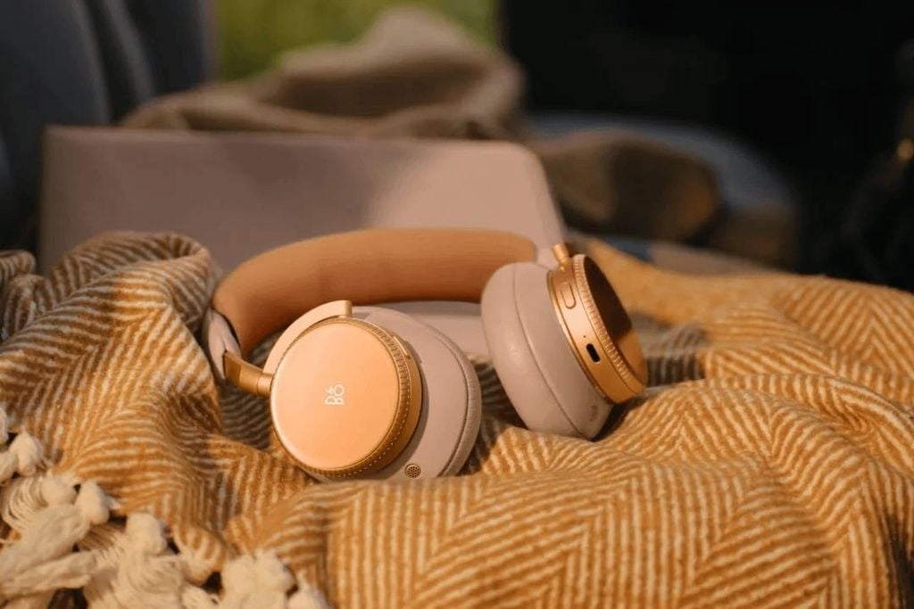 tai-nghe-b-o-beoplay-h100-moi-nhat