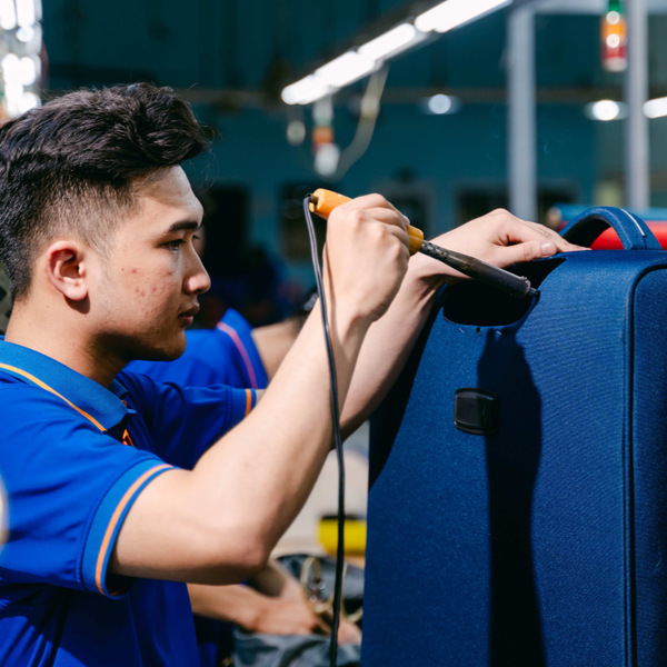 xưởng may balo theo yêu cầu