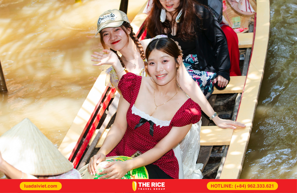 Những khoảnh khắc đáng nhớ của du khách được nhiếp ảnh gia của The Rice Travel Group ghi lại