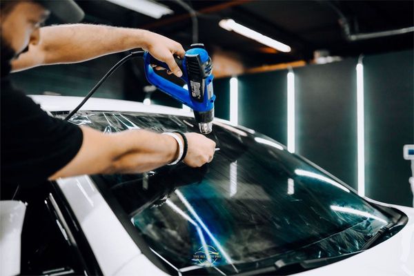 tại sao cần chọn màu phim cách nhiệt