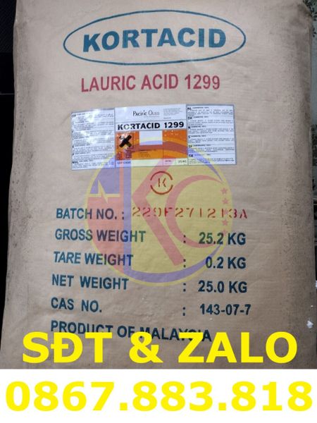Lauric Acid (C12H24O2) dạng bột màu trắng