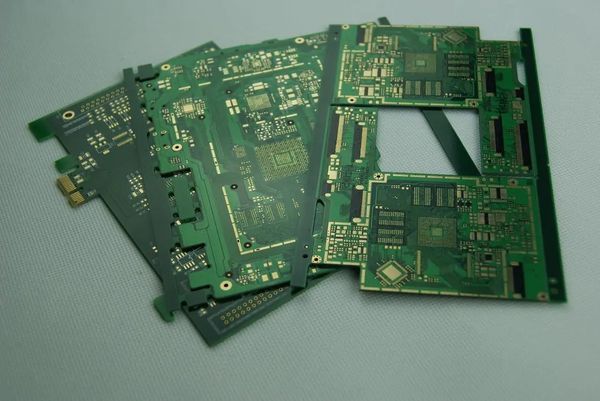 Fluoroboric Acid ứng dụng trong sản xuất PCB