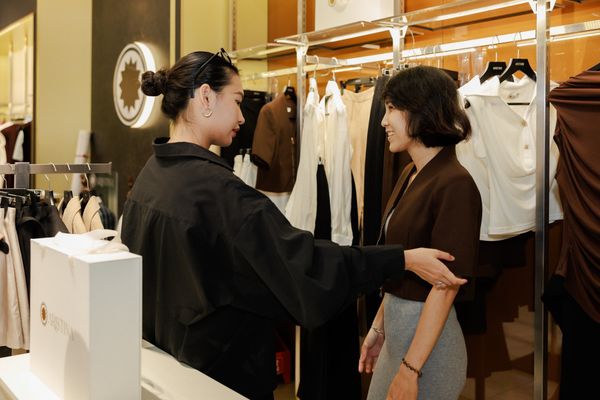 Thời trang công sở nữ Aristina
