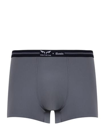 Quần lót nam thể thao Wolf Active x iBasic phom trunk không đường may - PANM152