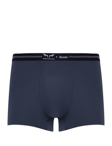 Quần lót nam thể thao Wolf Active x iBasic phom trunk không đường may - PANM152
