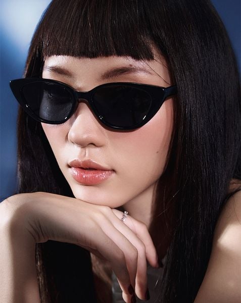 Mắt kính cat eye