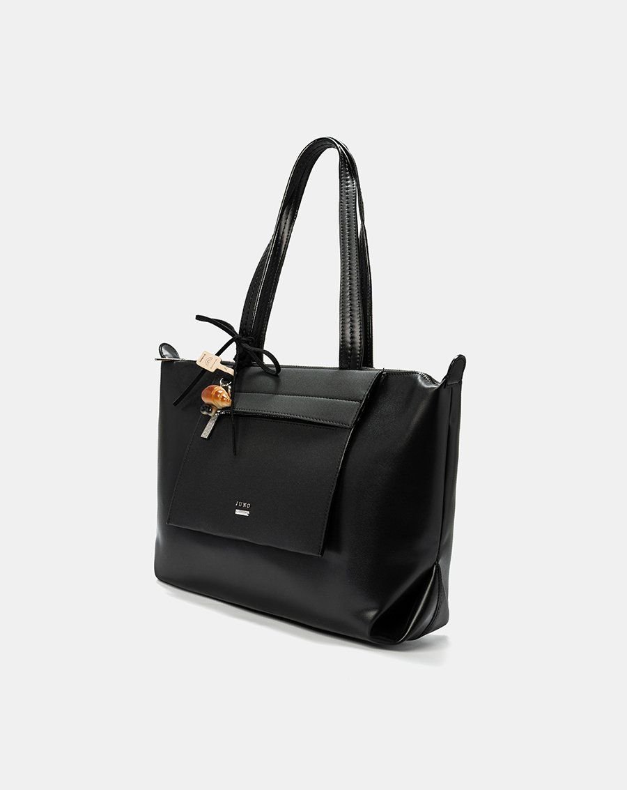 Túi Xách Lớn Gắn Charm Croissant