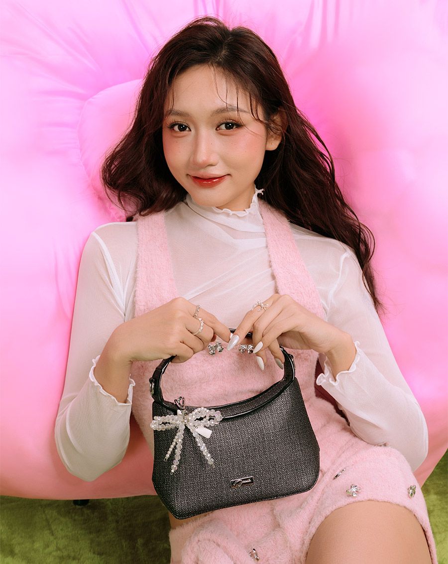 Túi Xách Nhỏ Top Handle Trang Trí Charm Nơ