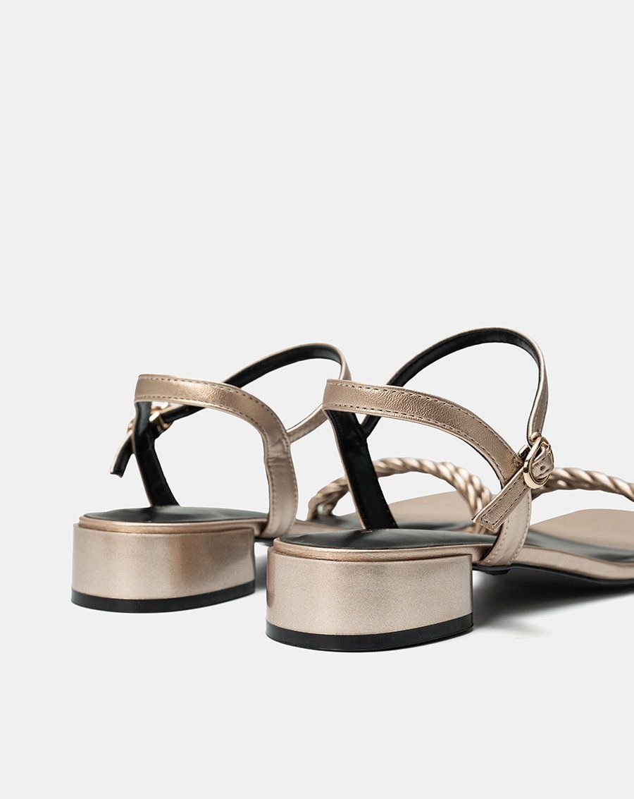 Giày Sandal Gót Thấp Phối Hai Quai Xoắn
