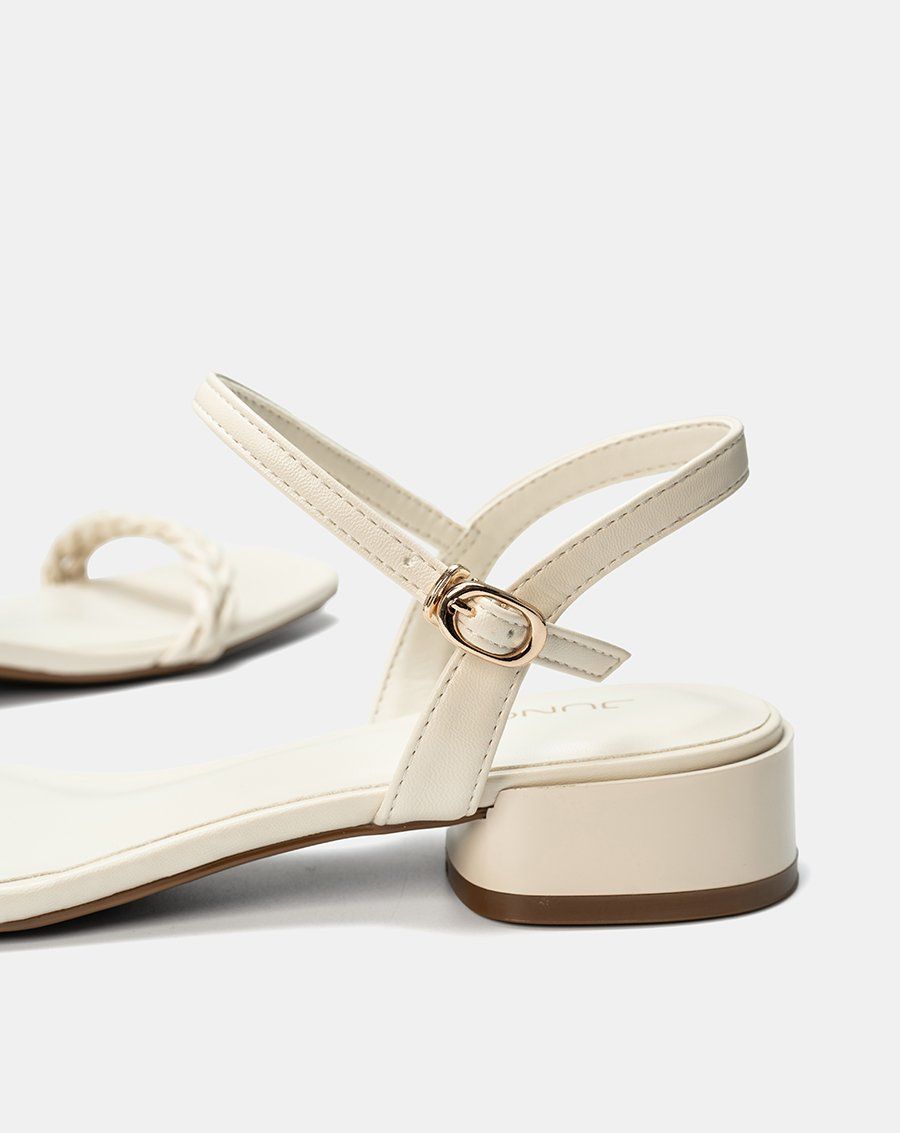 Giày Sandal Gót Thấp Phối Hai Quai Xoắn
