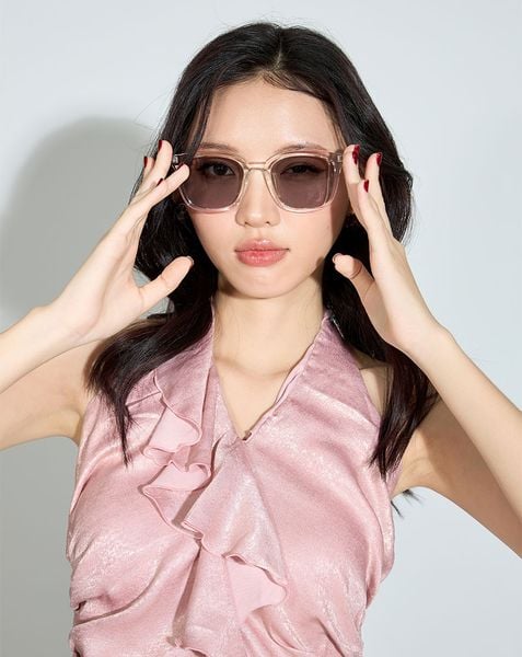 Mắt kính Forma