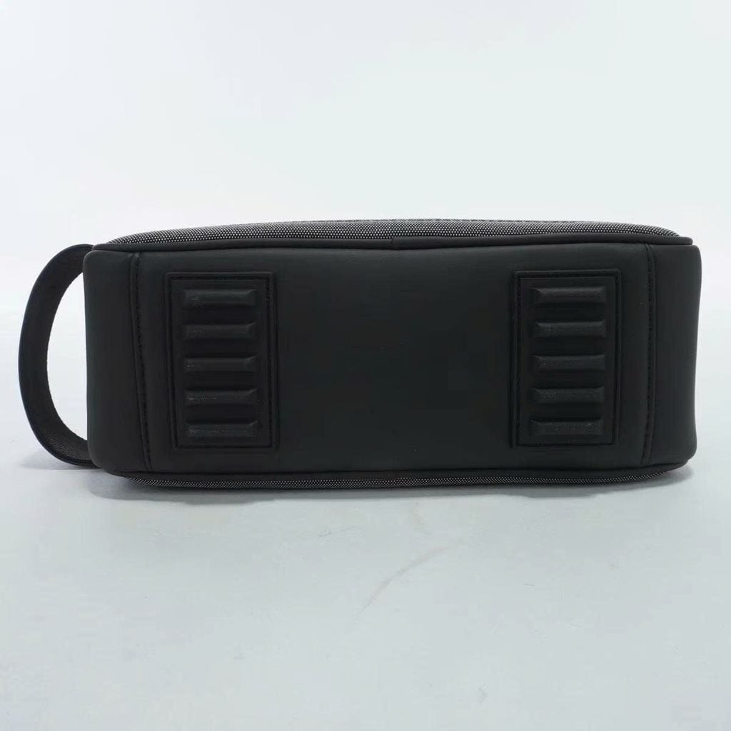 Túi golf cầm tay PURSUIT POUCH BLACK/WHITE TA25PSP-01 | Titleist