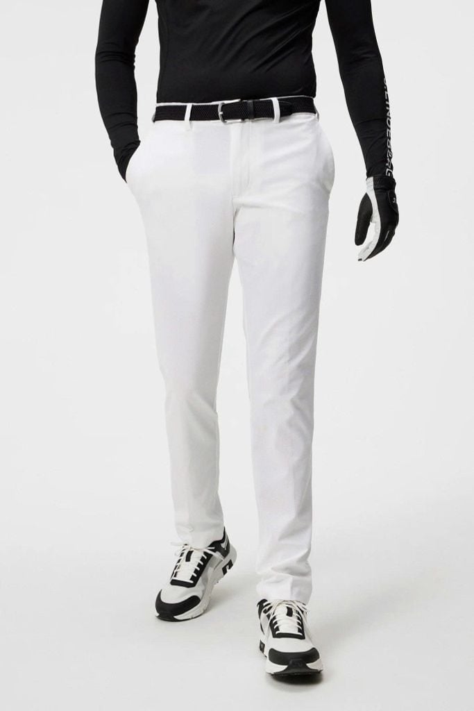 Quần dài golf nam Vent Pant White GMPA09696-0000 | J.Lindeberg