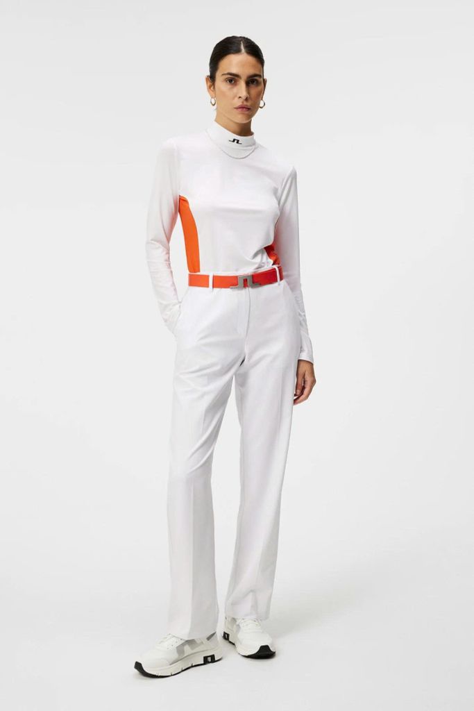 Áo golf nữ tay dài Thabisa Top White GWJT09015-0000 | J.Lindeberg