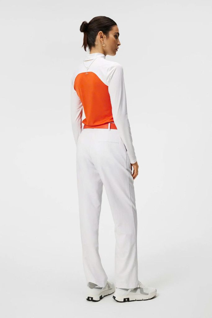 Áo golf nữ tay dài Thabisa Top White GWJT09015-0000 | J.Lindeberg