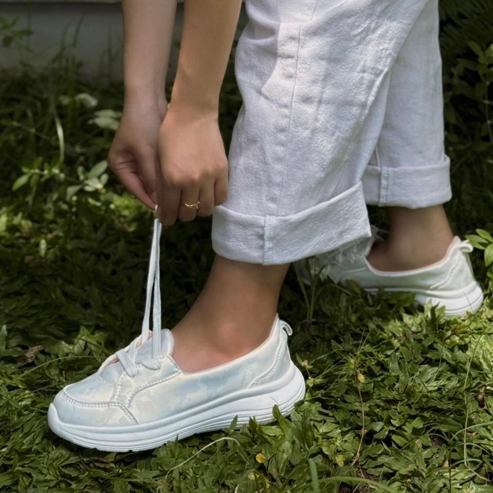 Kirei Walk BG Breathable Cột Dây Kem