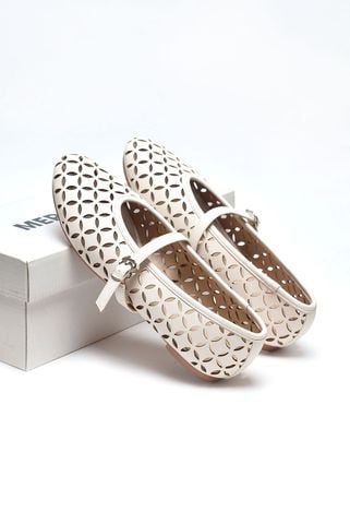 Giày Búp Bê Mũi Tròn Có Quai Ngang Đế Bám Nền Mềm Mại Da Merly Họa Tiết Bắn Lazer Thoáng Chân