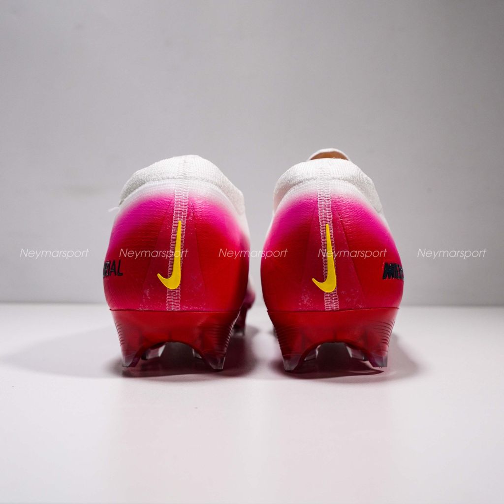 Giày đá bóng cỏ tự nhiên Nike Air Zoom Mercurial Vapor 16 Elite FG Fear Nothing - White/University Red/Dark Obsidian HJ7325-600