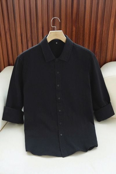 ÁO SƠ MI NAM TAY DÀI MÀU ĐEN - T003718